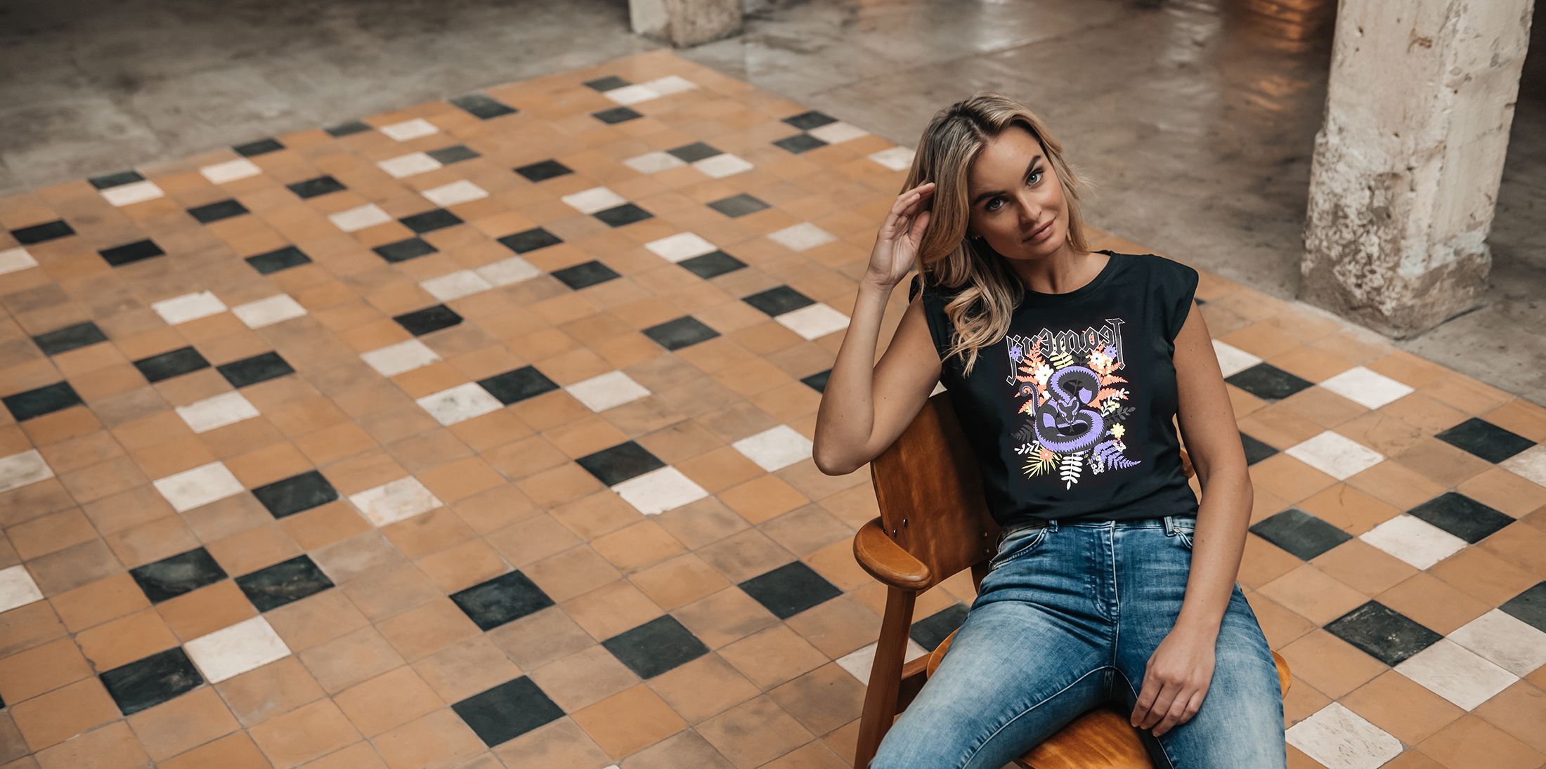 T-shirts & tops T-shirts & tops
