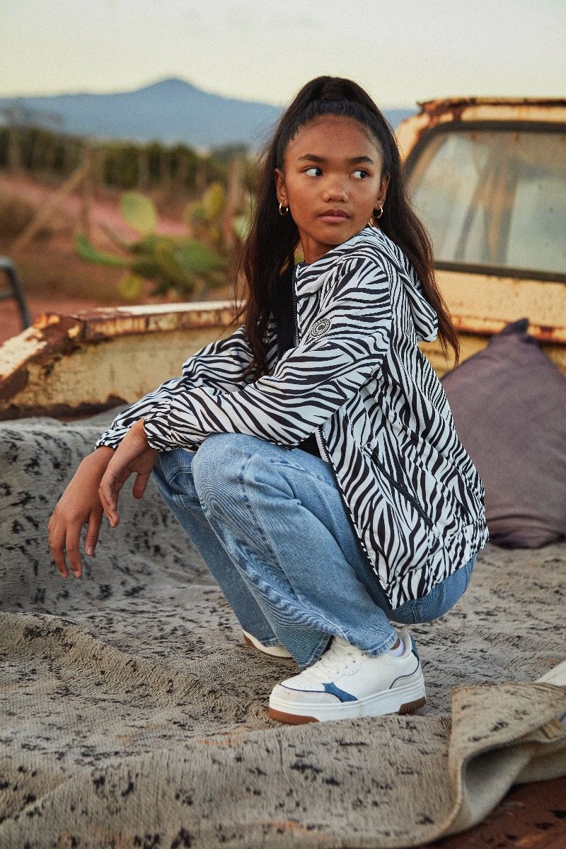 Cars top jeans online