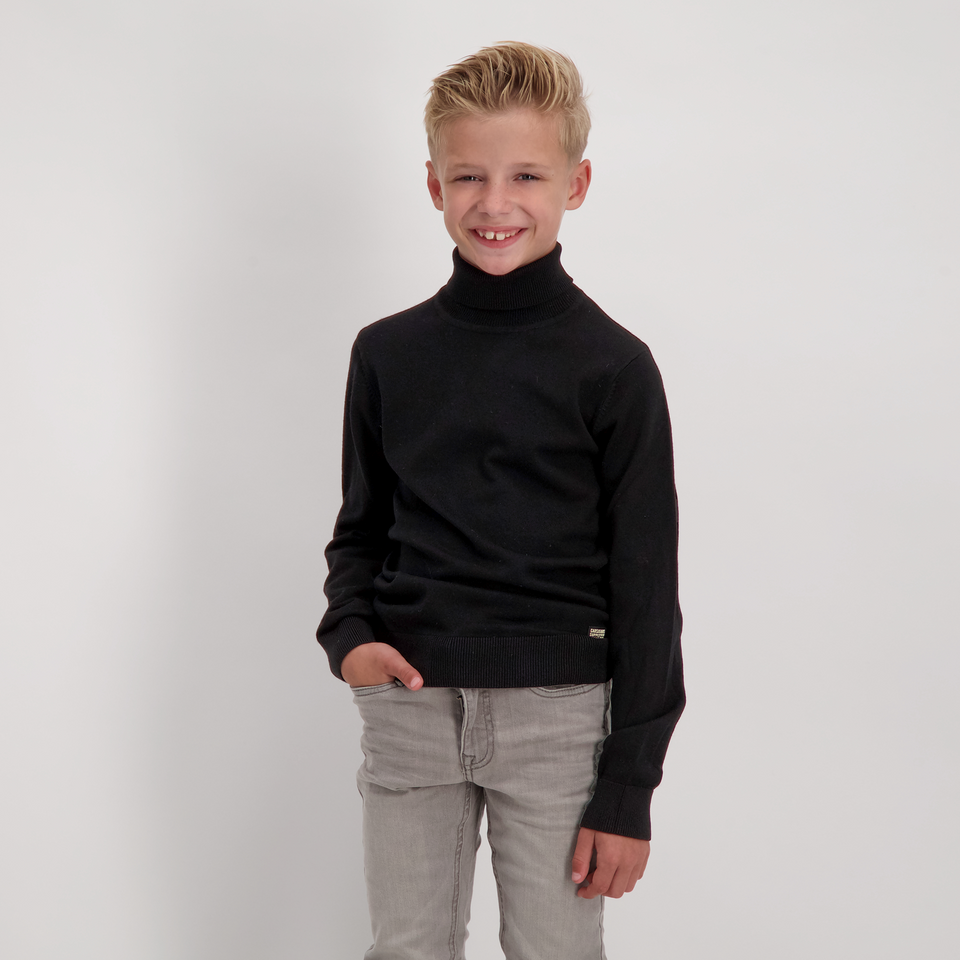 Turtleneck Byrrel Jr.
