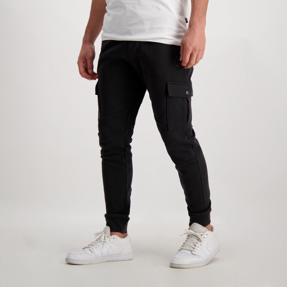 Broek Dushane