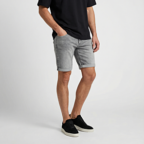 Short Hunter_XS